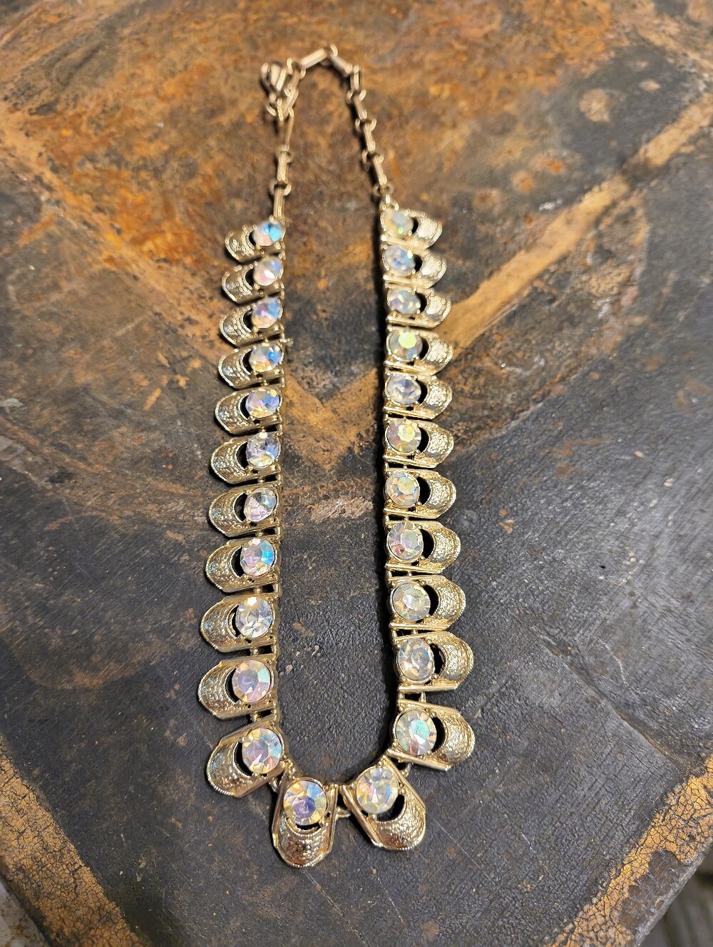 Gold-Tone Iridescent Crystal Statement Choker Coro Pegasus Style Beautiful!